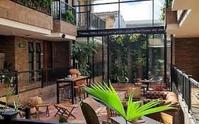 Casa Rose Hotel